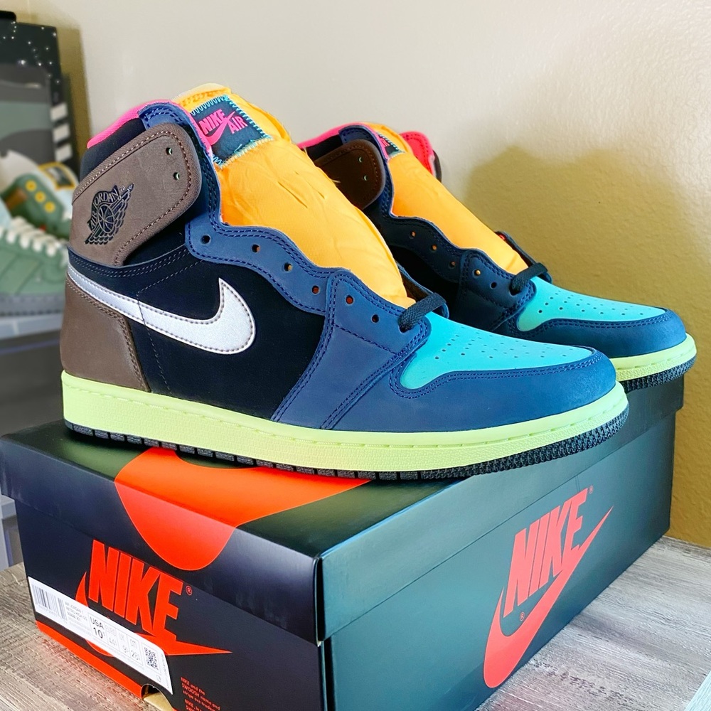 Jordan 1 Retro High Tokyo Bio Hack - Picture 2 of 8